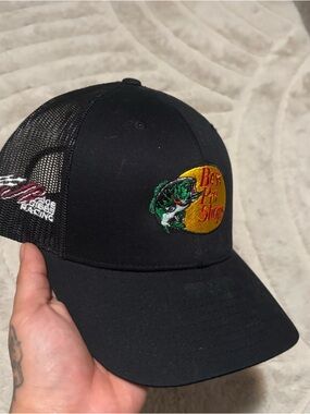 Richardson Bass Pro Shops Hat Cap Snap Back Black Trucker Mens One Size Fishing